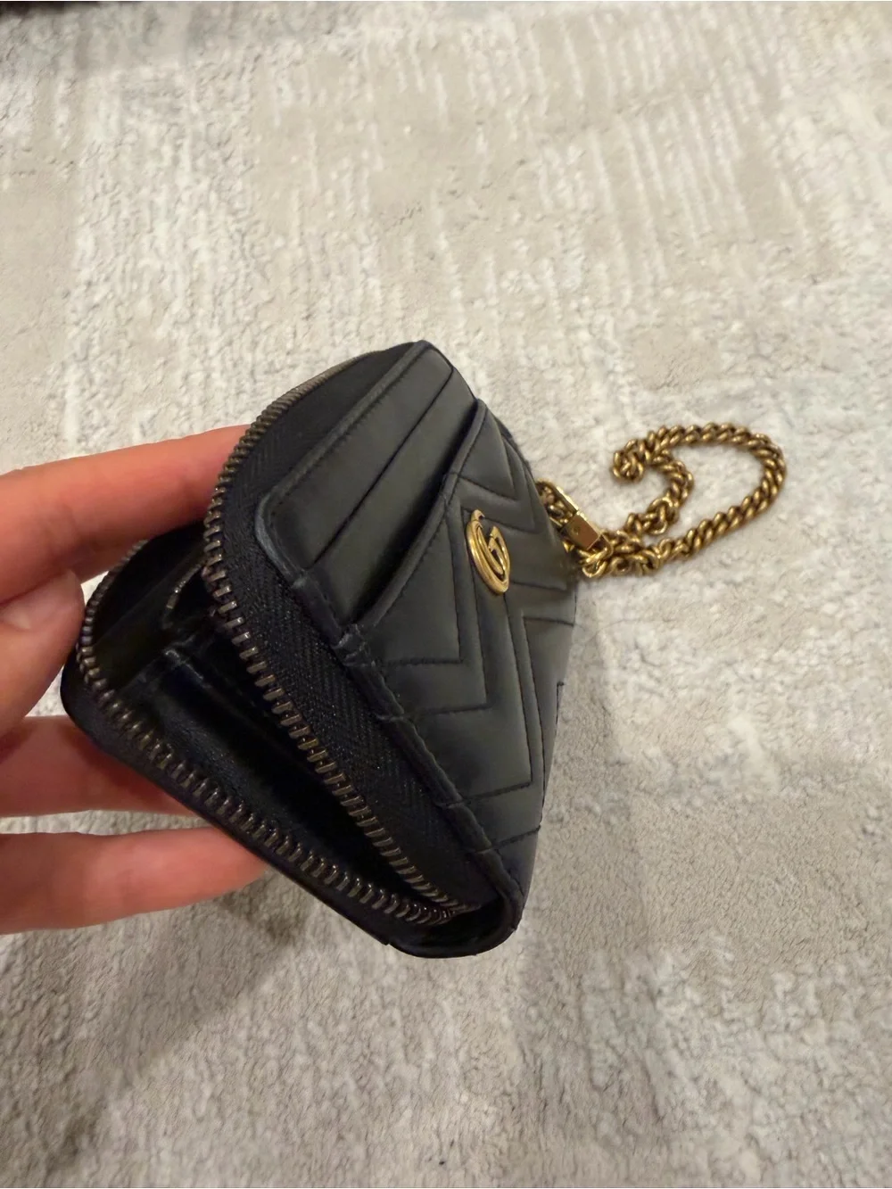 Gucci Black Chevron Matelassé Card Holder Wallet with Gold Chain Strap